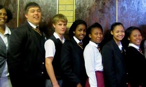 Academia vaar goed by  Taalbonanza